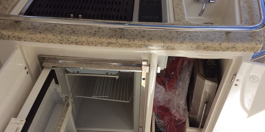 Monterey 400 Sport Yacht