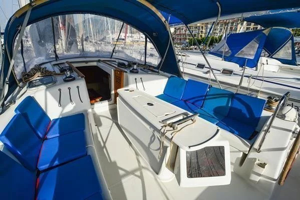 Oceanis 43