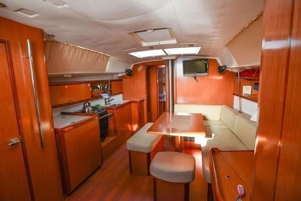 Oceanis 43