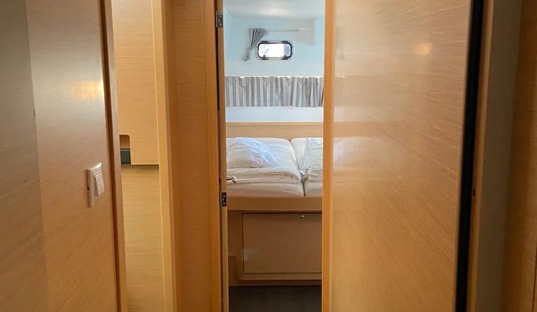 Lagoon 42 OW - 3 + 1 cab.