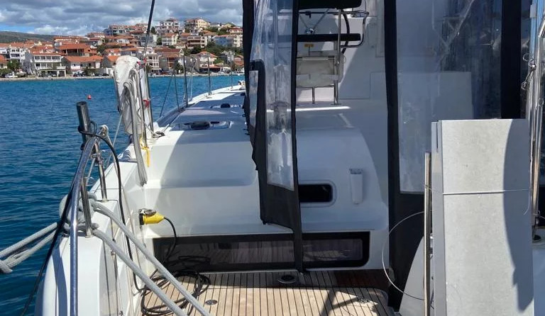 Lagoon 42 OW - 3 + 1 cab.