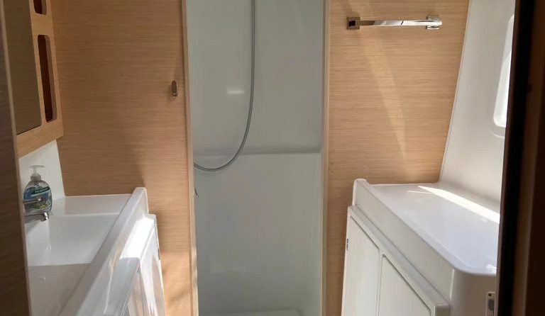 Lagoon 42 OW - 3 + 1 cab.