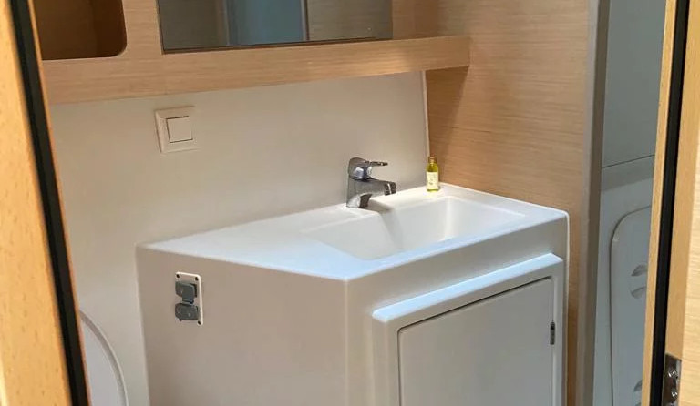 Lagoon 42 OW - 3 + 1 cab.