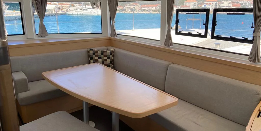 Lagoon 42 OW - 3 + 1 cab.