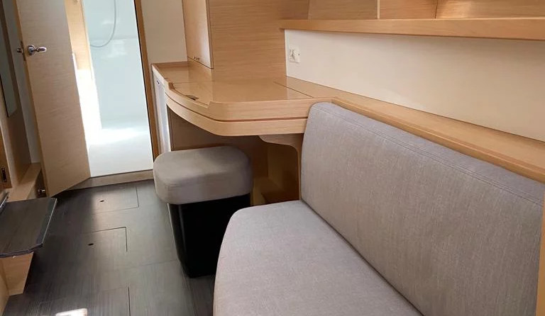 Lagoon 42 OW - 3 + 1 cab.