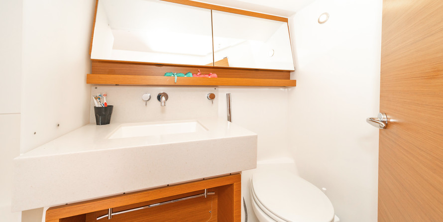 hot seat and giant (1 and 3 person)