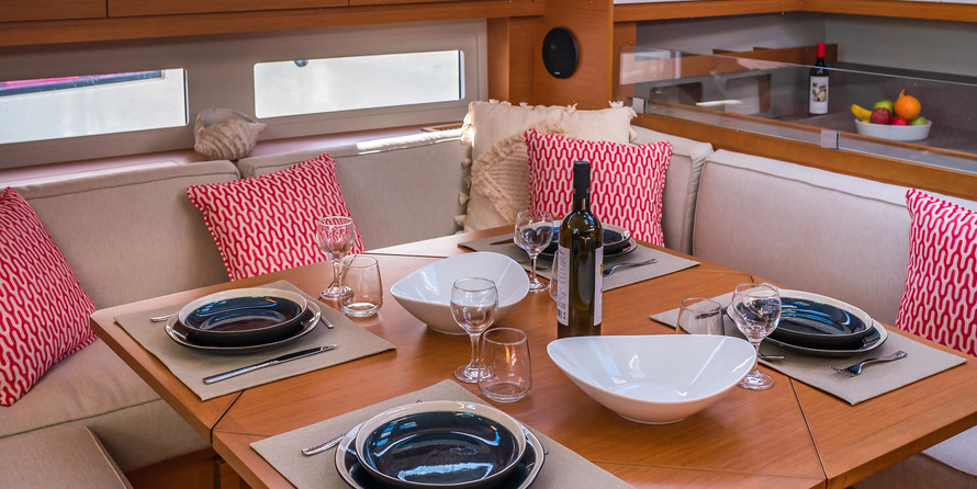 hot seat and giant (1 and 3 person)