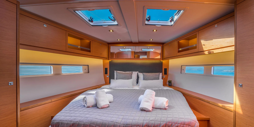 hot seat and giant (1 and 3 person)