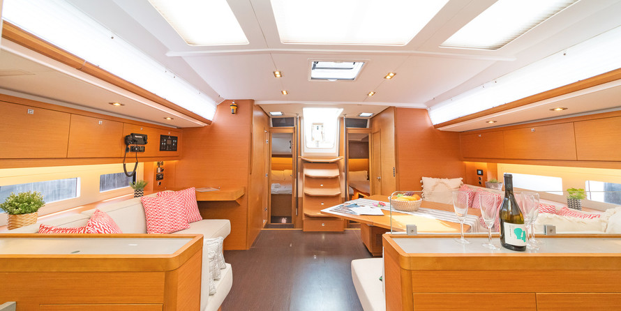 hot seat and giant (1 and 3 person)