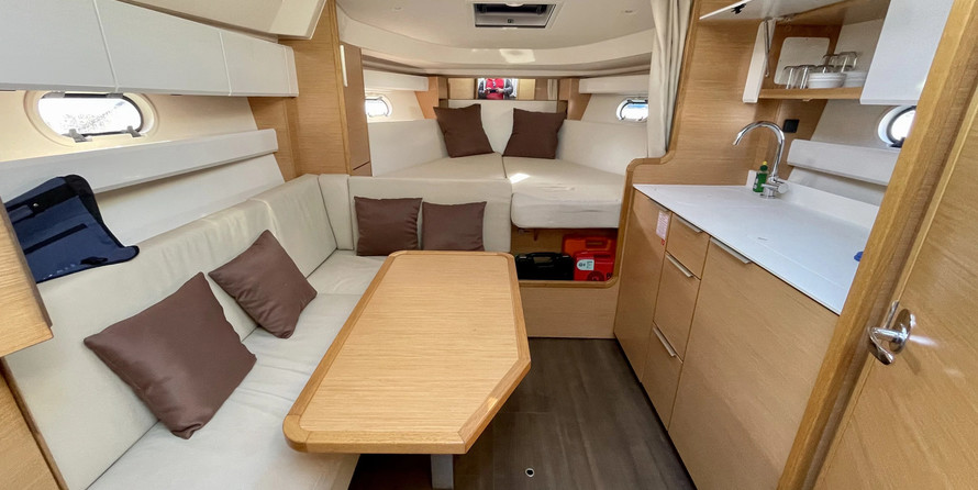 Bavaria Sport 330 Open