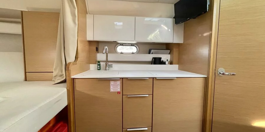 Bavaria Sport 330 Open