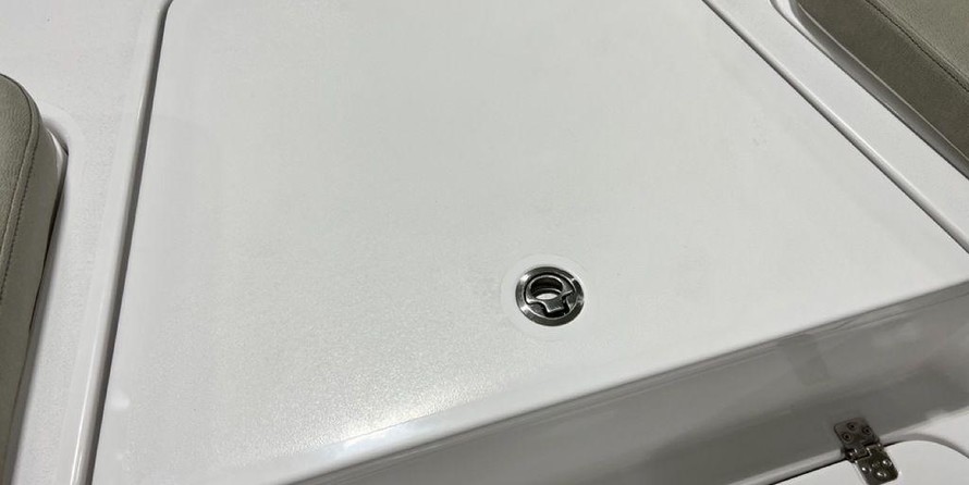 Sportsman Masters 227 Bay Boat