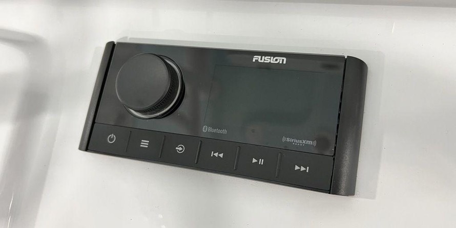 Sportsman Masters 227 Bay Boat