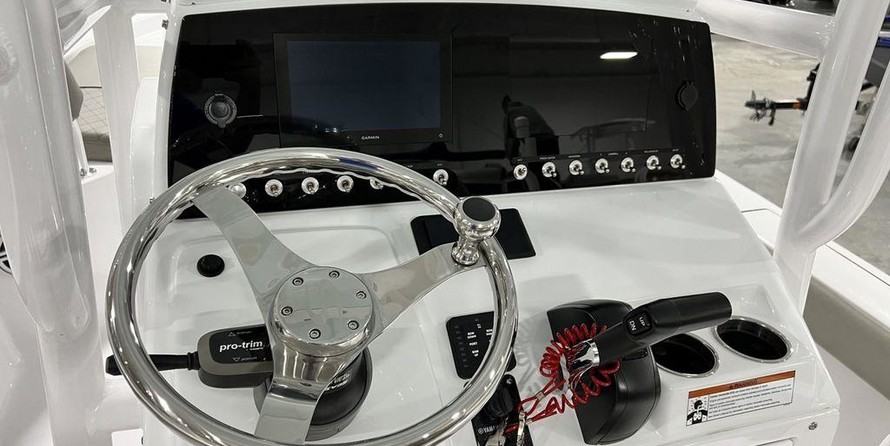 Sportsman Masters 227 Bay Boat