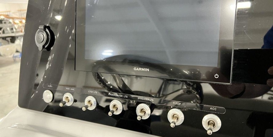 Sportsman Masters 227 Bay Boat