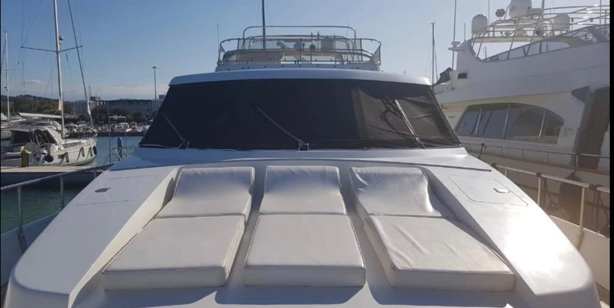 Canados 24