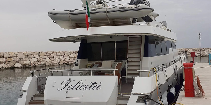 Canados 24
