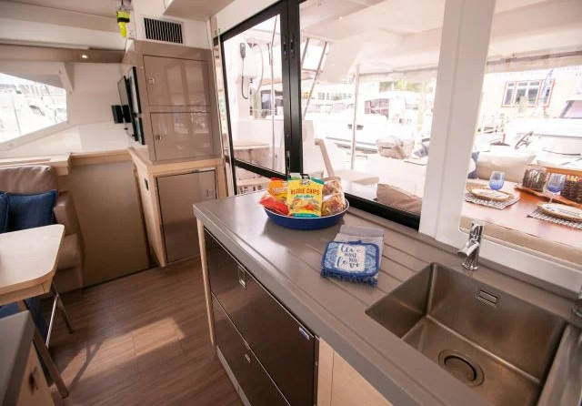 Fountaine Pajot Saona 47