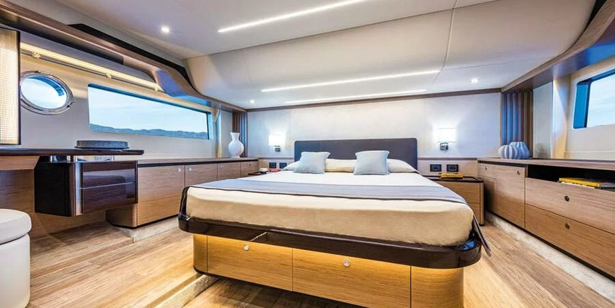 Absolute Navetta 52
