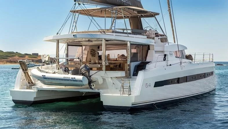 Bali 5.4 - 5 + 2 cab