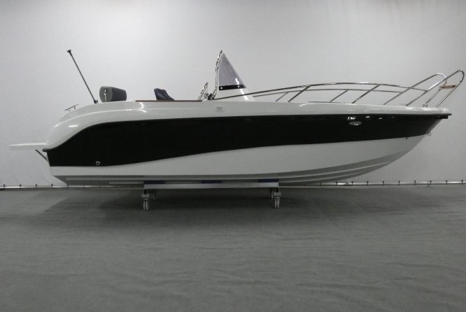 Quicksilver Activ 605 Open