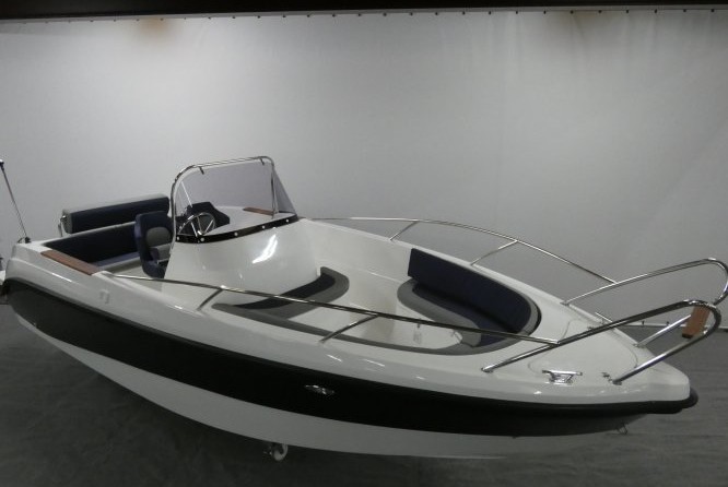 Quicksilver Activ 605 Open