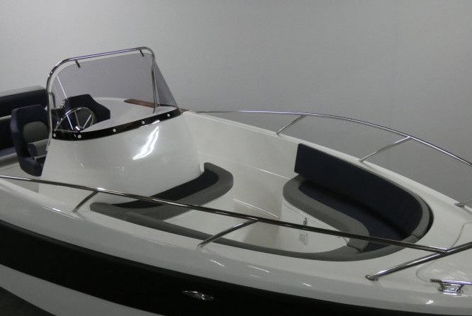 Quicksilver Activ 605 Open