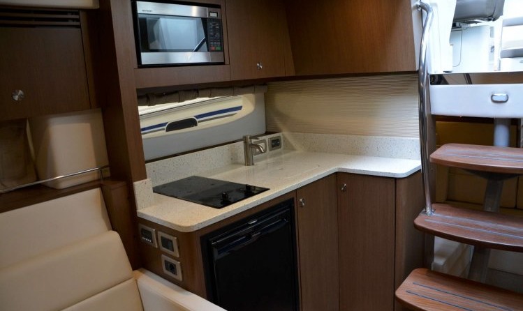 Sea Ray 350 Sundancer