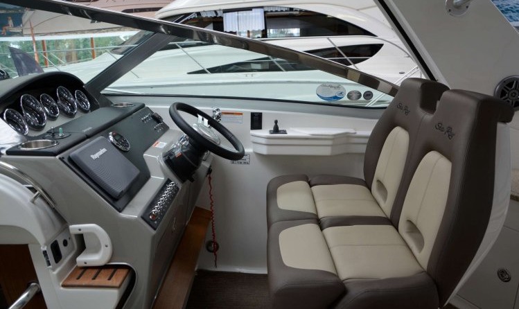Sea Ray 350 Sundancer