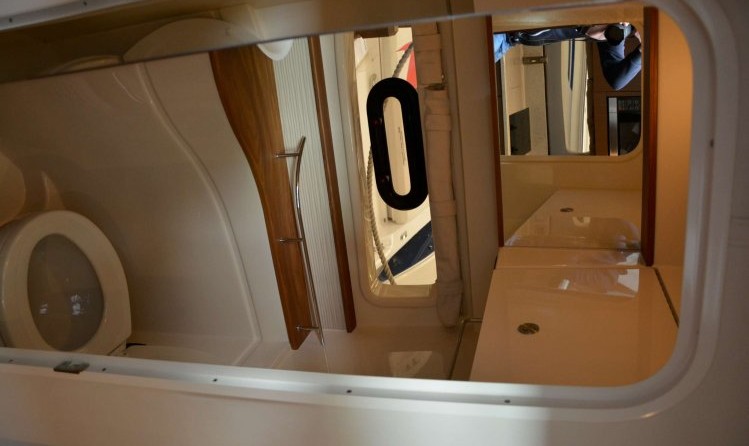 Sea Ray 350 Sundancer