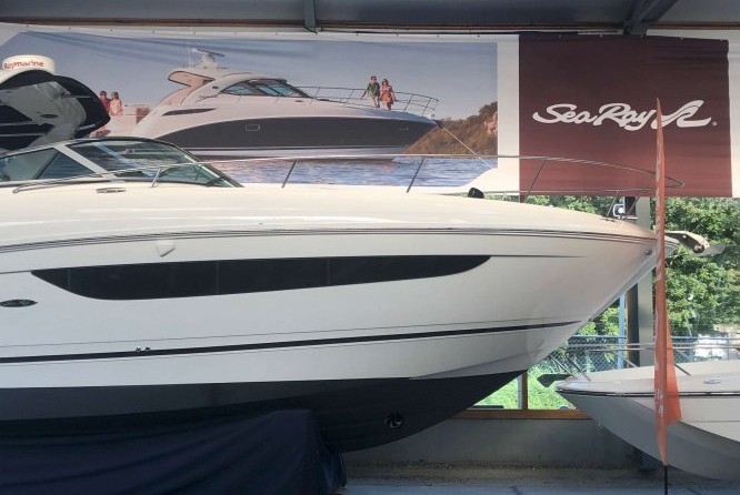 Sea Ray 350 Sundancer