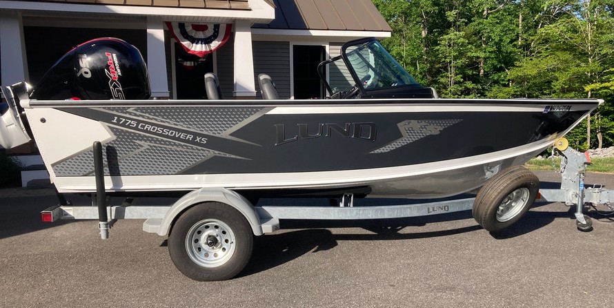 Lund Boats 1775 Crossover XS