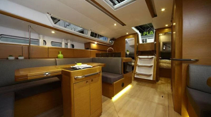 Sun Odyssey 439 (4Cab)