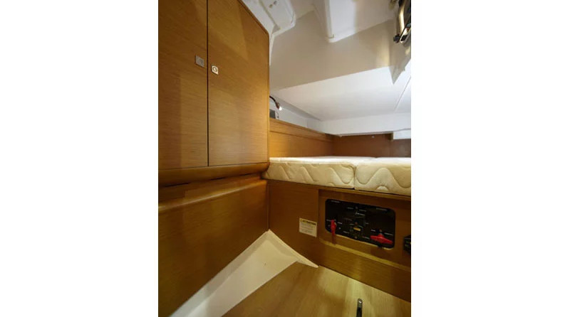 Sun Odyssey 439 (4Cab)