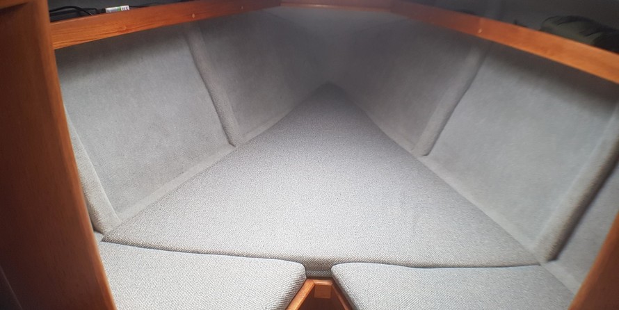 Hunter Channel 32 (sold)