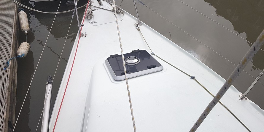 Hunter Channel 32 (sold)