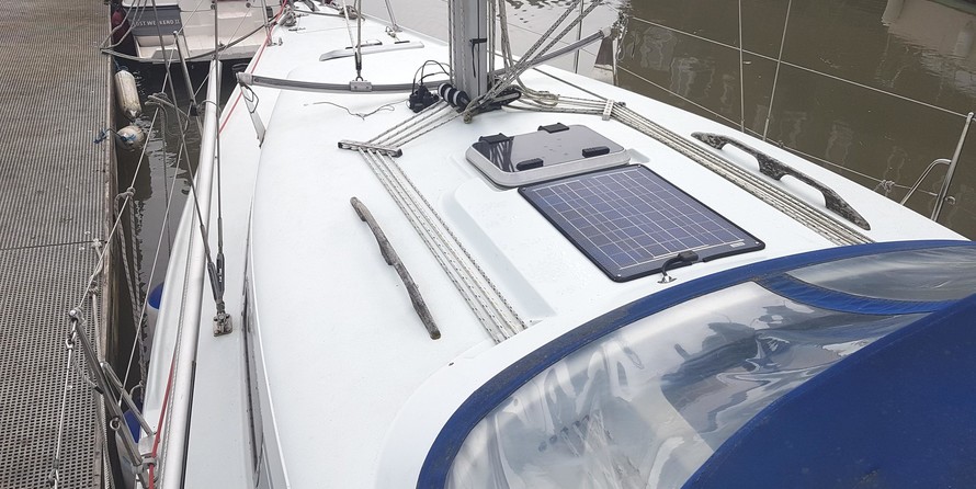 Hunter Channel 32 (sold)