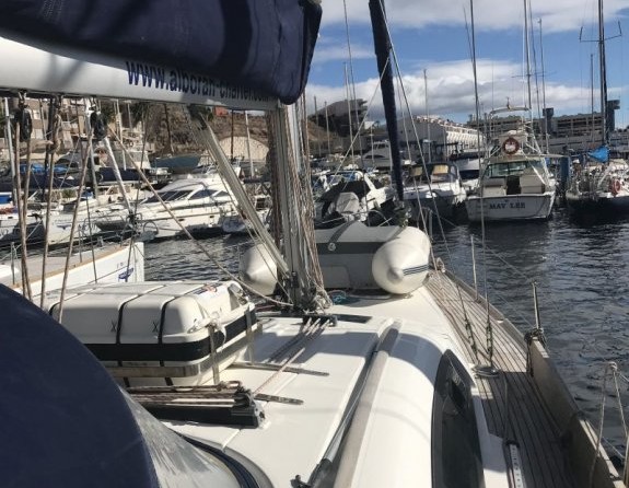 Beneteau Oceanis 43
