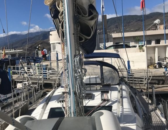 Beneteau Oceanis 43