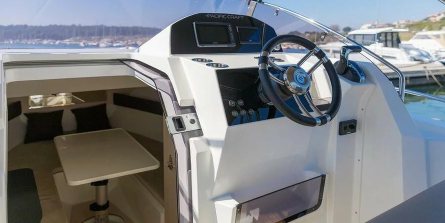 Pacific Craft 750