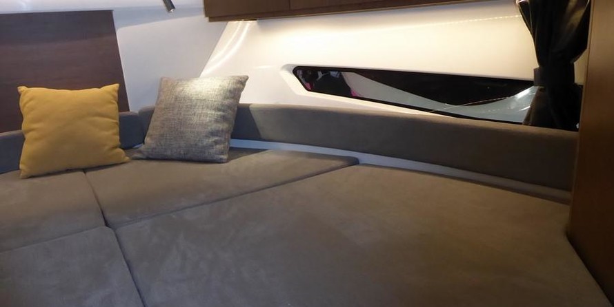 Beneteau Antares 9 OB