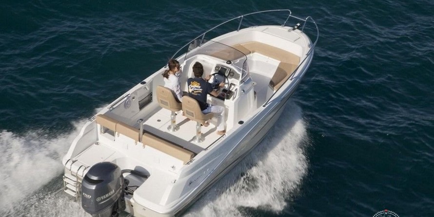 Jeanneau Cap Camarat 6.5 CC