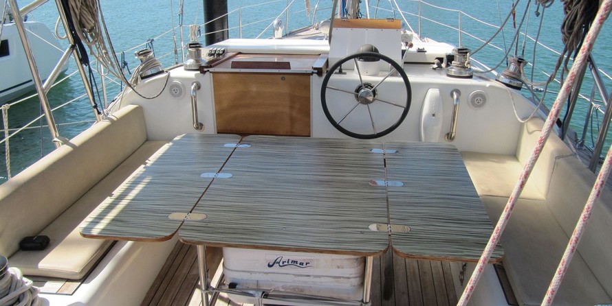 Catana 47 Custom