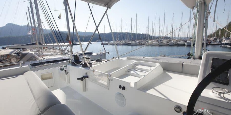 Lagoon 450