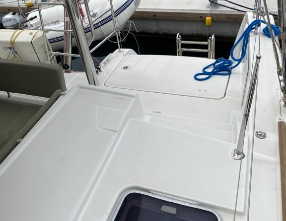 Lagoon 39