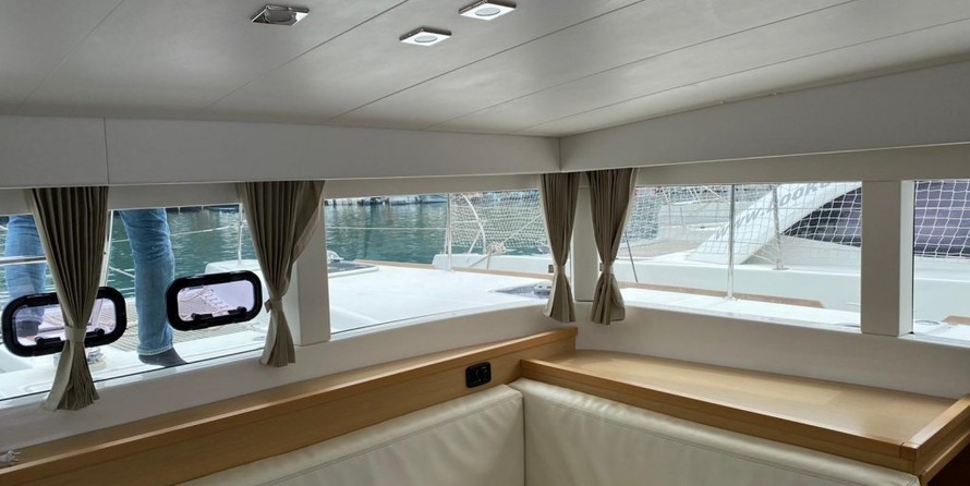 Lagoon 39