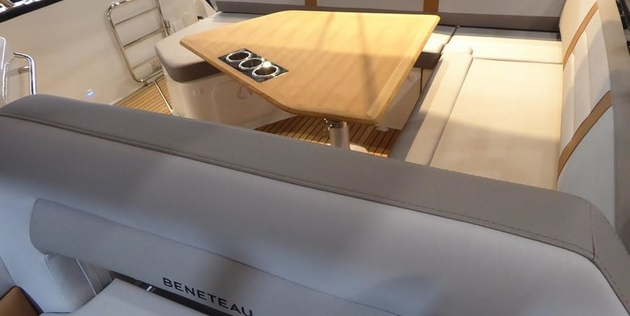 Beneteau Flyer 10