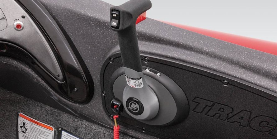 Tracker Pro Team 175 TXW