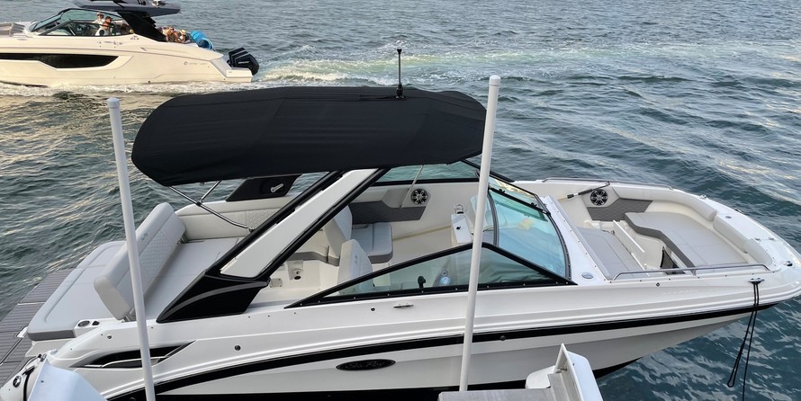 Sea Ray 250 SDX
