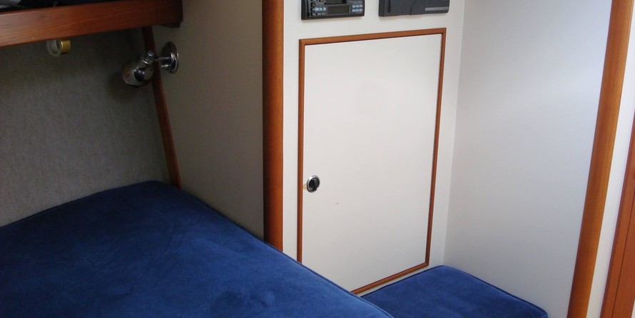 Little Harbor Black Watch Jet 36